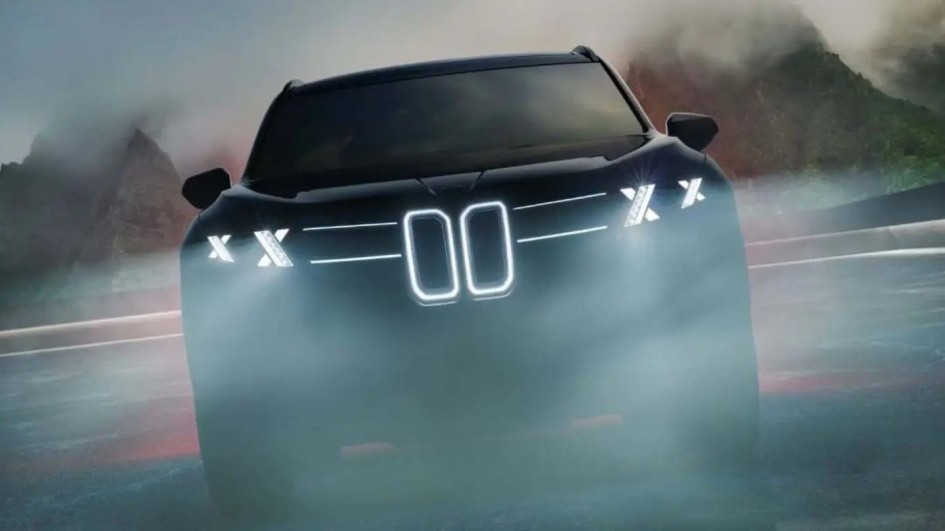 BMW X5 нового поколения: первые фото и детали необычной оптики