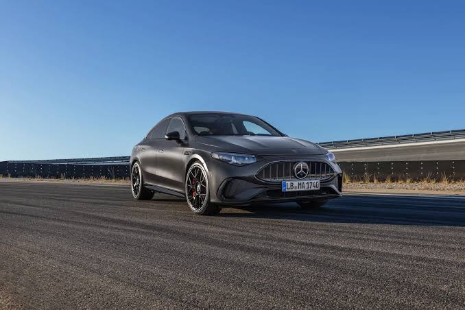 Mercedes-AMG CLA 45: мощные 671 л.с. и инновации в интерьере