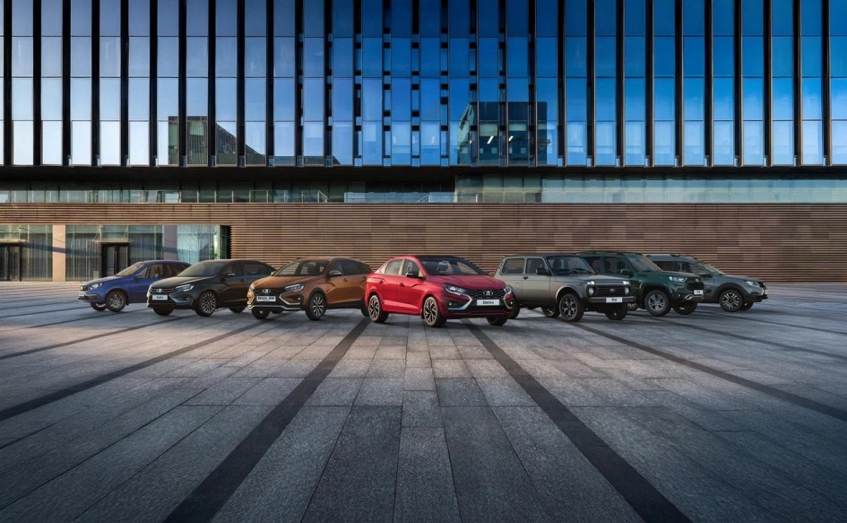 АвтоВАЗ опроверг слухи о росте цен на Lada с августа 2026 года
