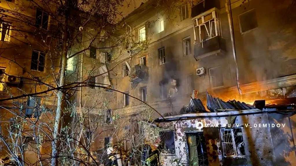 В Белгороде 12 человек ранены при массированном ударе БПЛА