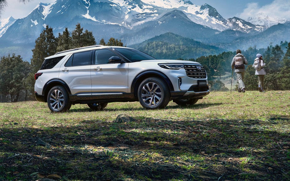 Ford Explorer для Китая: новый дизайн, огромный экран и прежний мотор