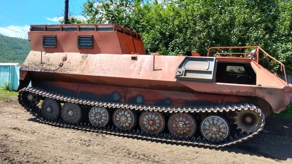 В Бурятии геолог задавила практикантку гусеничным вездеходом