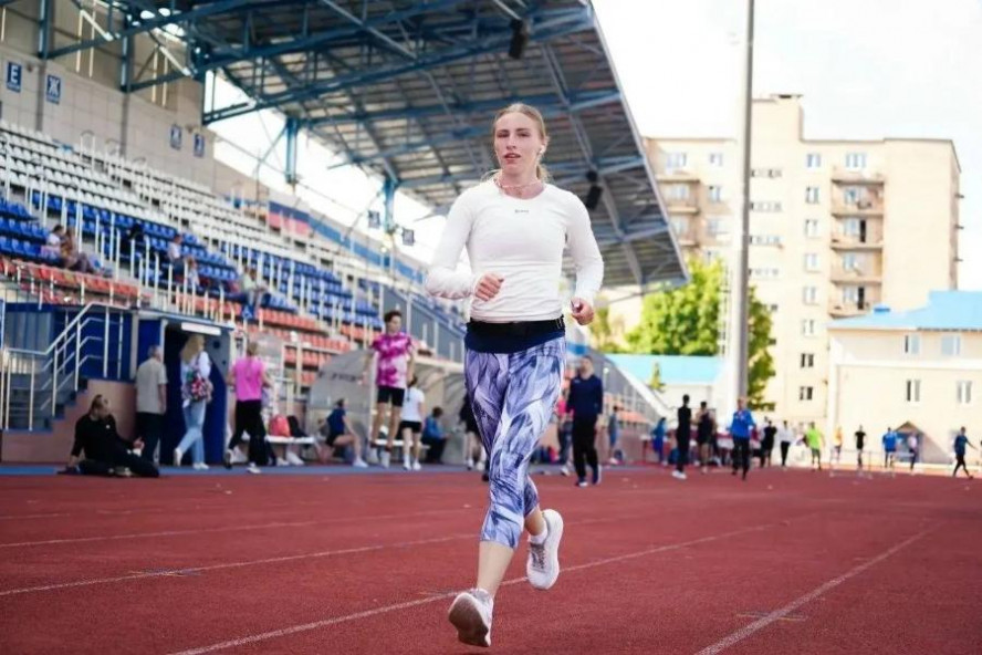 Студентка Державинского университета завоевала серебро на чемпионате России по лёгкой атлетике