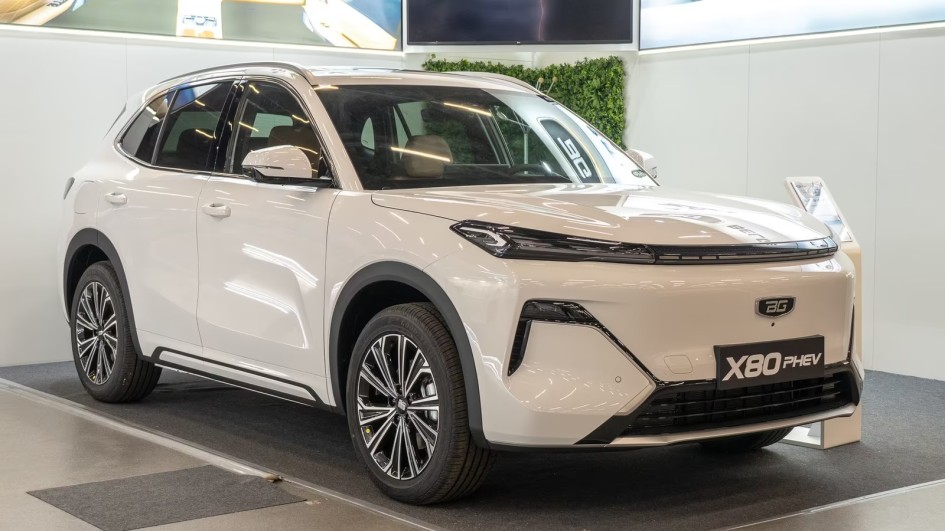 Belgee X80 PHEV: новый гибридный кроссовер для России - характеристики и цена