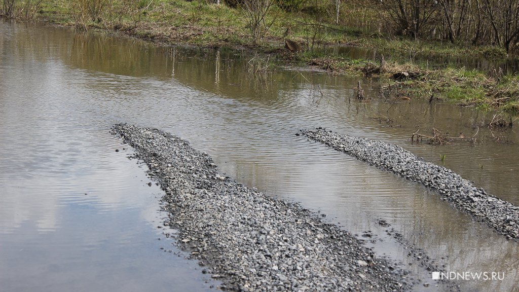 В Первоуральске откачивают воду мотопомпами, временно закрыты 10 детских садов