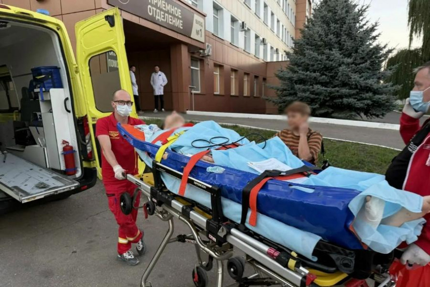 Десять пострадавших при атаке БПЛА на склад в Котовске направлены на лечение в Москву Десять пострадавших при атаке БПЛА на склад в Котовске направлены на лечение в Москву