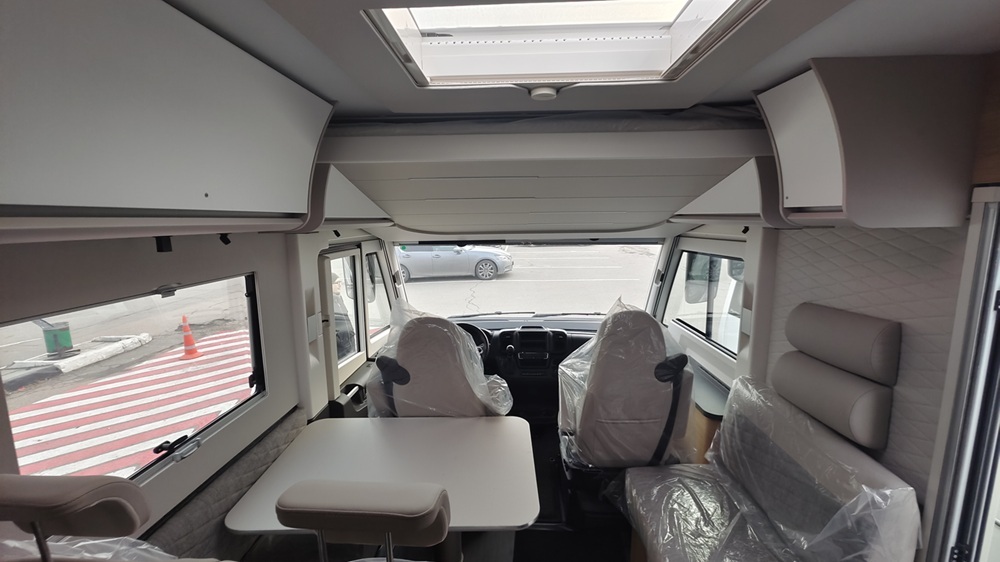 Adria Sonic Plus 700 SL: комфортный автодом с пятью спальнями и новыми функциями