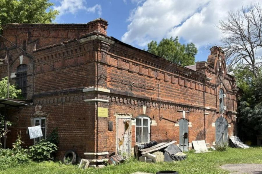 Каретный сарай и конюшню в Мичуринске планируют выставить на торги за 1 рубль Каретный сарай и конюшню в Мичуринске планируют выставить на торги за 1 рубль