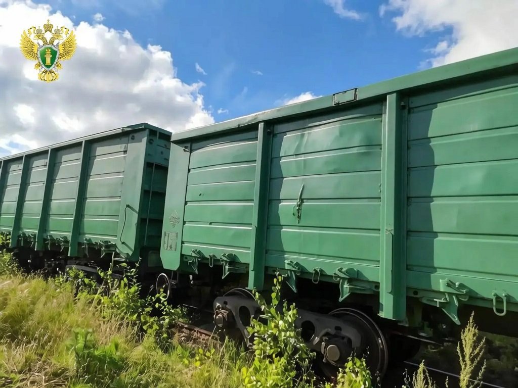 В Свердловской области сошли с рельсов несколько вагонов промпредприятия