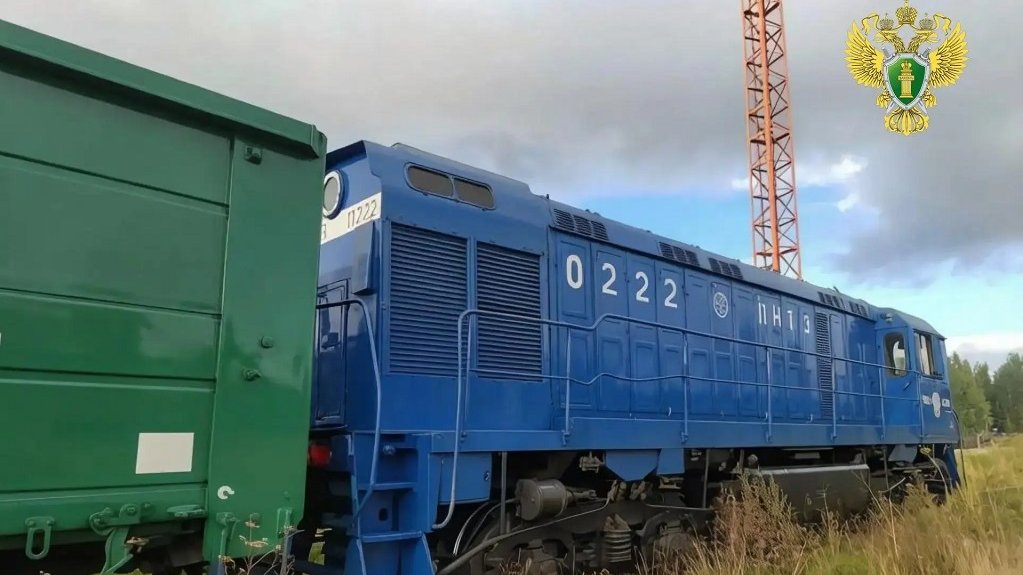 В Свердловской области сошли с рельсов несколько вагонов промпредприятия