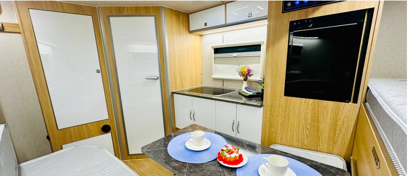 Piligrim Camper ST-400 — мобильный дом для пикапов с двойной кабиной