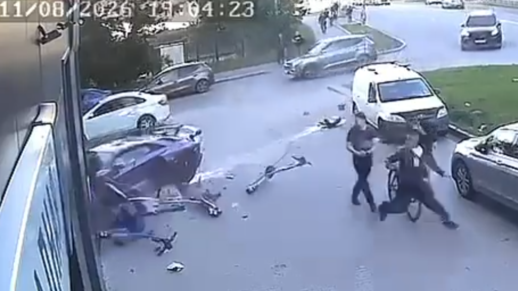 Подрезал, проехав через встречку. Появилось видео аварии с «Ламборджини»