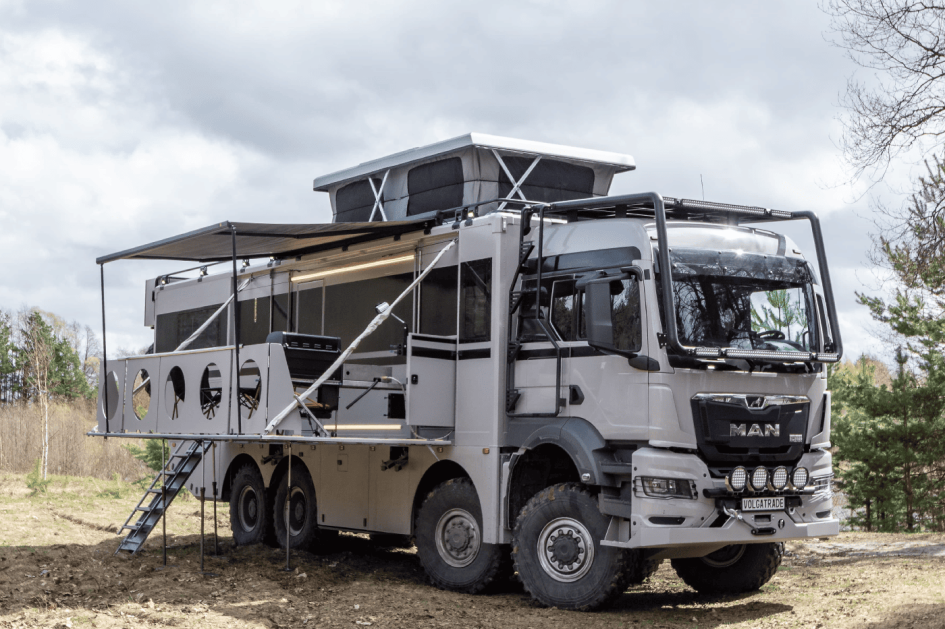 MAN TGS 8x8: премиальный автодом с уникальными решениями для автономных путешествий