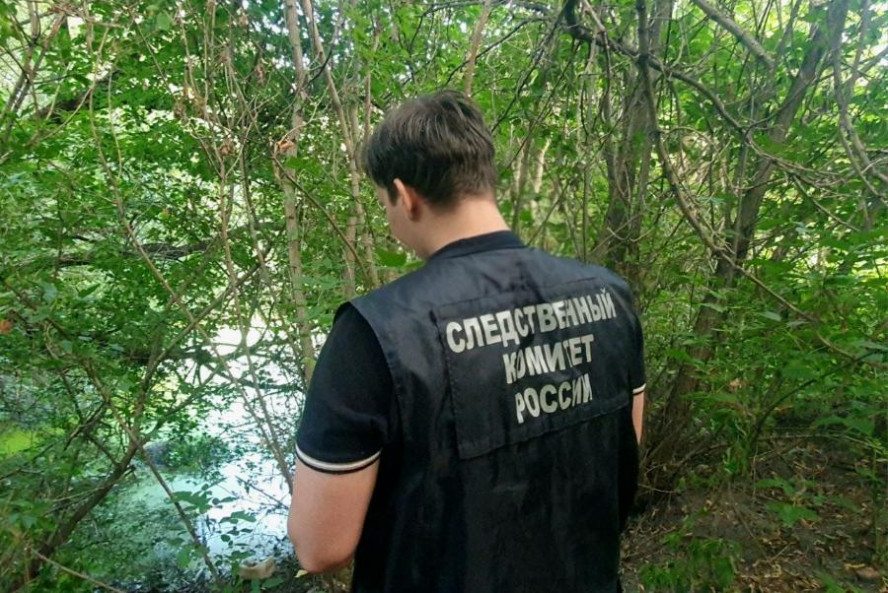 В Знаменском округе в водоёме через две недели после убийства обнаружили тело женщины В Знаменском округе в водоёме через две недели после убийства обнаружили тело женщины
