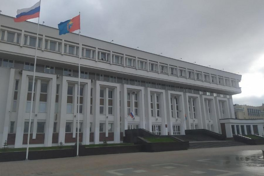 Власти опровергли фейки, связанные с падением обломков БПЛА в Тамбове Власти опровергли фейки, связанные с падением обломков БПЛА в Тамбове
