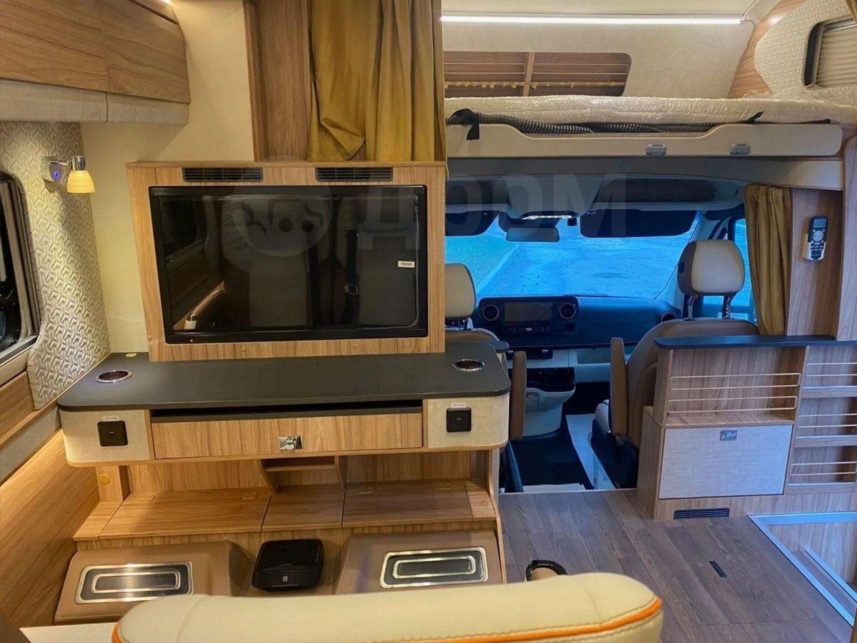 Mercedes-Benz Sprinter 350 4x4 RV с зимним комплектом и рекордной теплоизоляцией