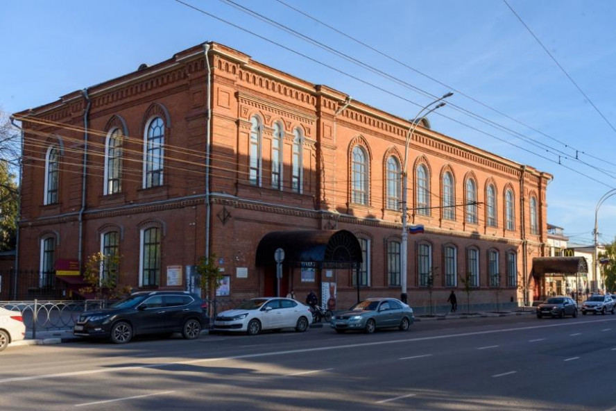 В Тамбовской картинной галерее откроется выставка крымской художницы В Тамбовской картинной галерее откроется выставка крымской художницы