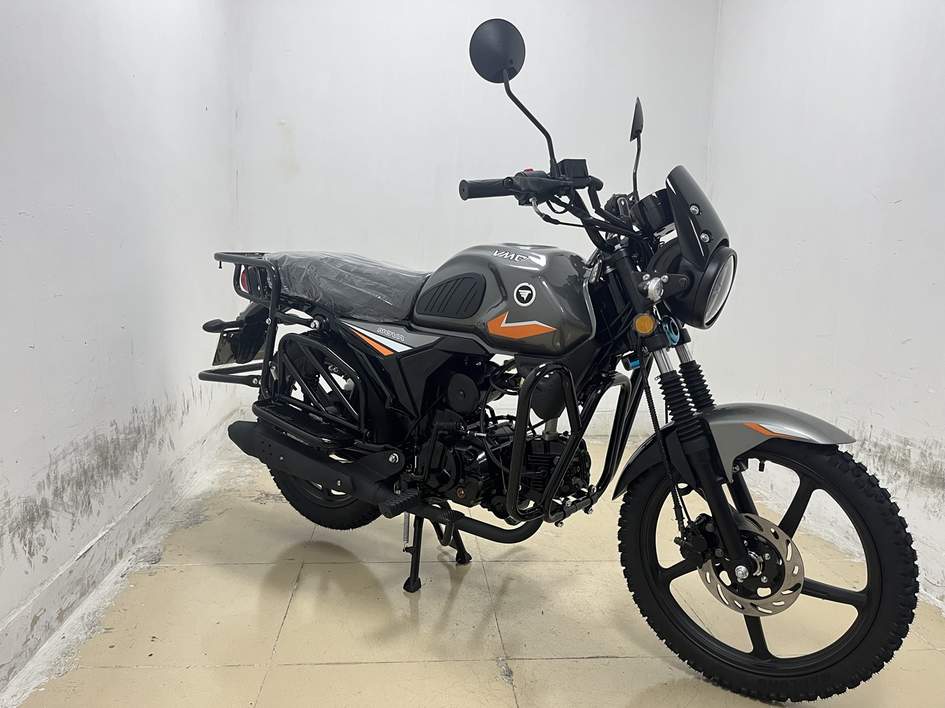 Мопед VMC Nova 125 куб см с механикой и скоростью до 100 км/ч для города и дачи