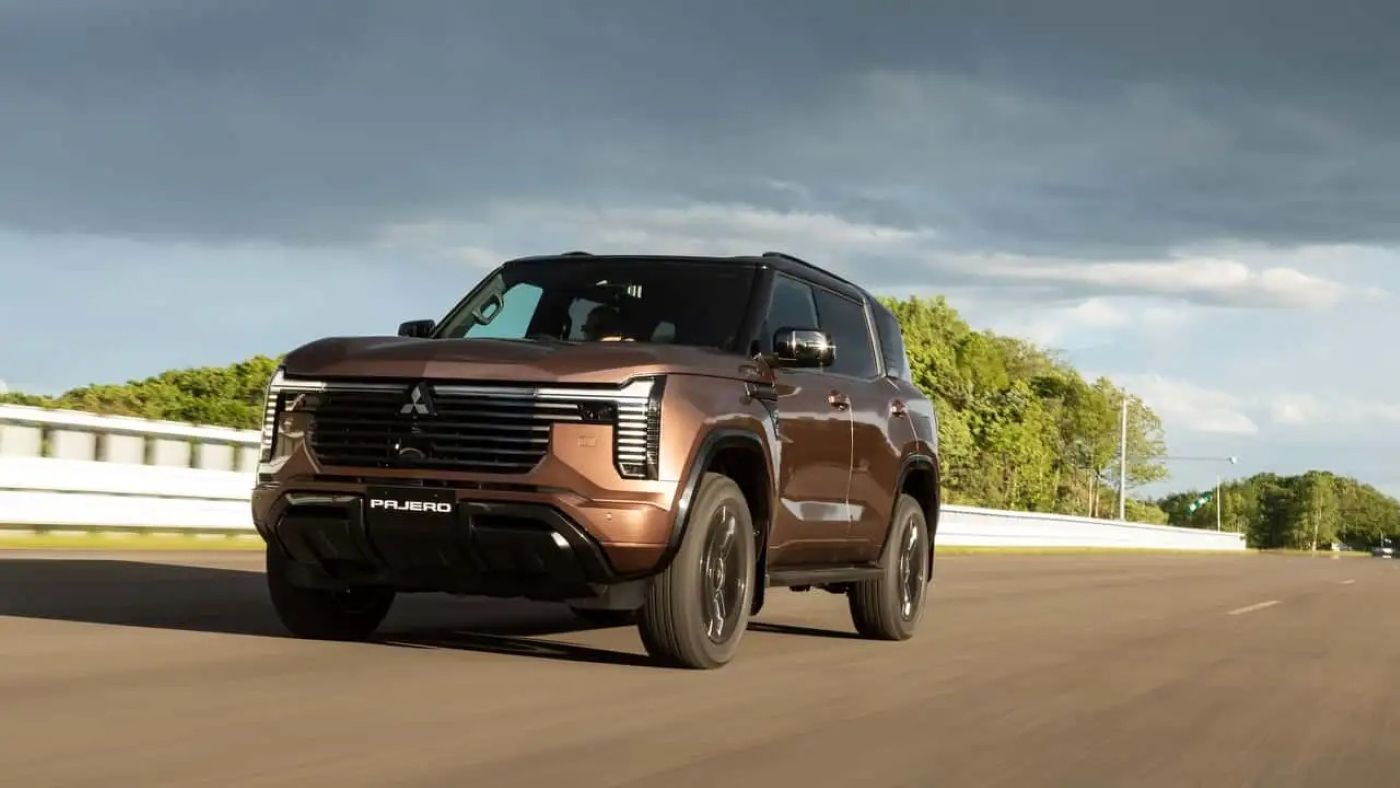Новый Mitsubishi Pajero для России: дизель, рама и три ряда — что обновилось в модели