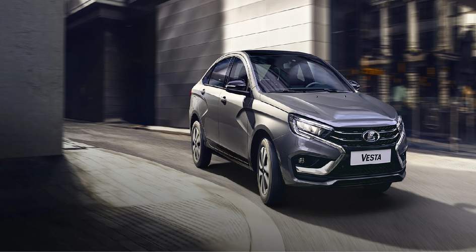 Что выбрать за 1,2 млн рублей в 2026 году - новую Lada Vesta или трехлетний Kia Rio
