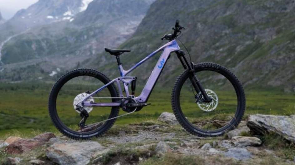 Электровелосипед Giant Trance X Advanced E+ 2027 получил ход подвески до 160 мм и мотор Pro 4