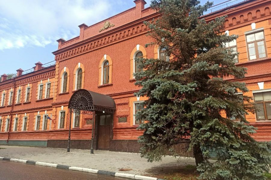 В Тамбовской области гендиректора строительной фирмы обвиняют в хищении более 700 тысяч рублей В Тамбовской области гендиректора строительной фирмы обвиняют в хищении более 700 тысяч рублей