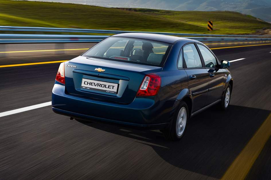 Chevrolet Lacetti за 300 тысяч рублей: что проверить перед покупкой