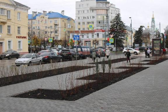 Озеленение общественного пространства на Октябрьской