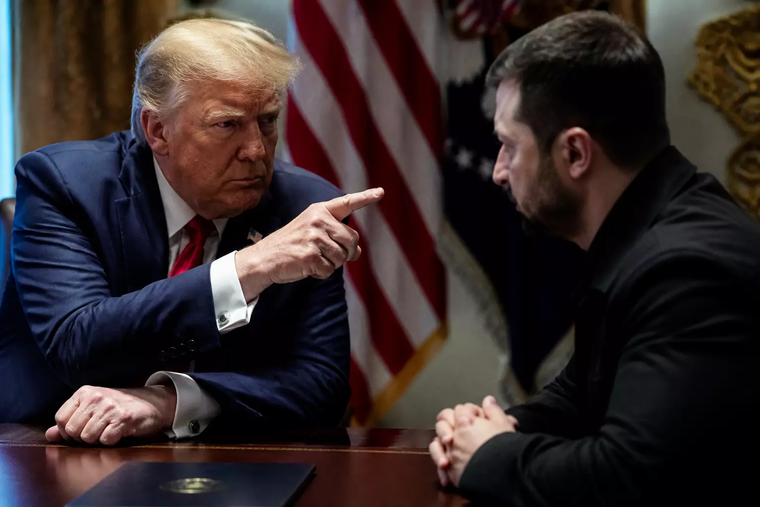 Трамп выдвинул шокирующий ультиматум: что стоит за предложением о Киеве и как это повлияет на мир